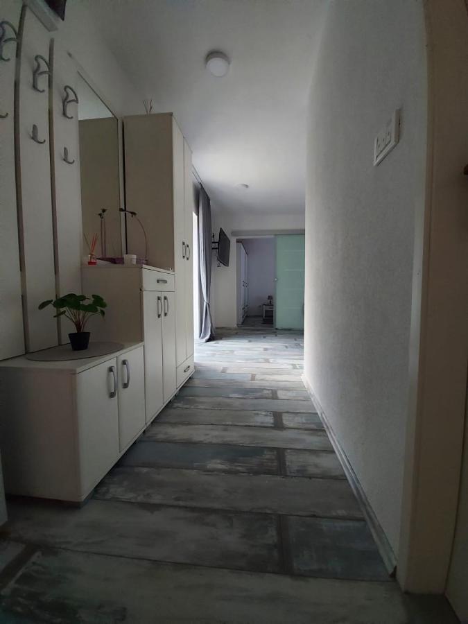 Apartman Kovacic - Knin Apartment Bagian luar foto