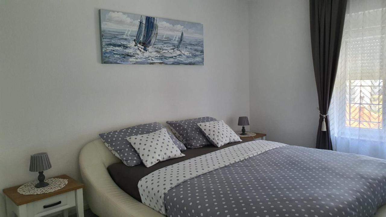Apartman Kovacic - Knin Bagian luar foto