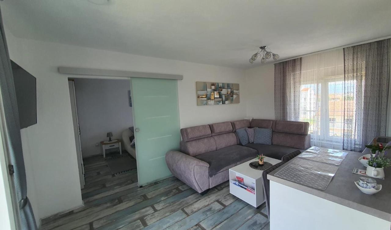 Apartman Kovacic - Knin Apartment Bagian luar foto